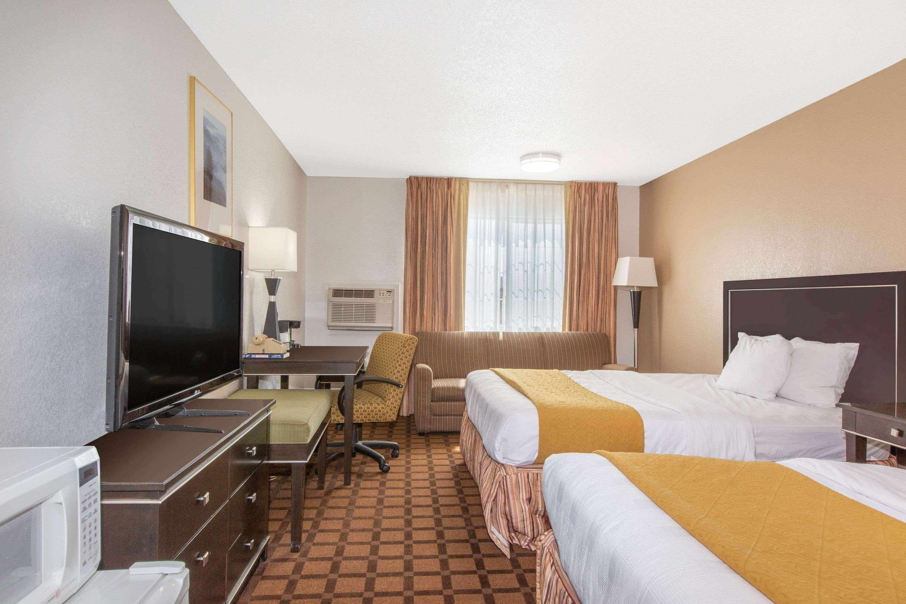 Hotel Baymont By Wyndham Roseburg Zewnętrze zdjęcie
